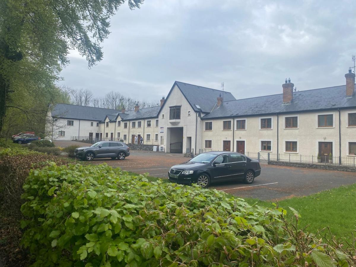 3 The Courtyard Castle Dargan Apartamento Ballygawley Exterior foto